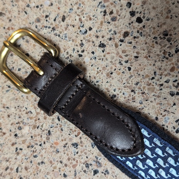 VINEYARD VINES/Boy's Classic Whale Club Canvas Belt - Picture 4 of 8